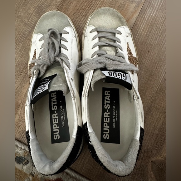 Golden Goose women’s Super Star sneaker size 37 - Picture 6 of 9